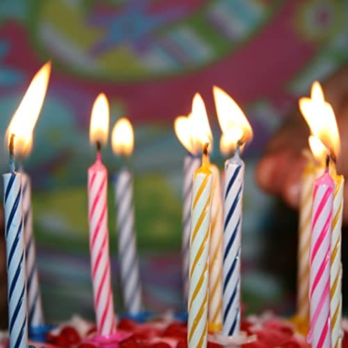 Quick Light Birthday Candles - Lighting One Lights Them All - Multi-Color 4-Pack
