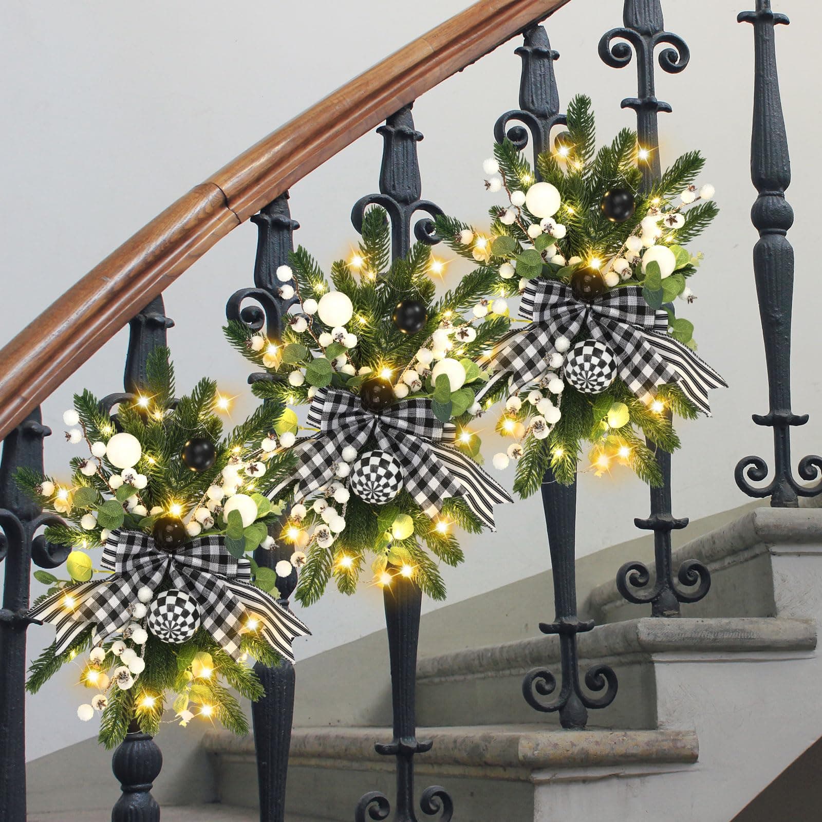 Hotop Black & White Prelit Teardrop Christmas Wreaths Staircase Decoration